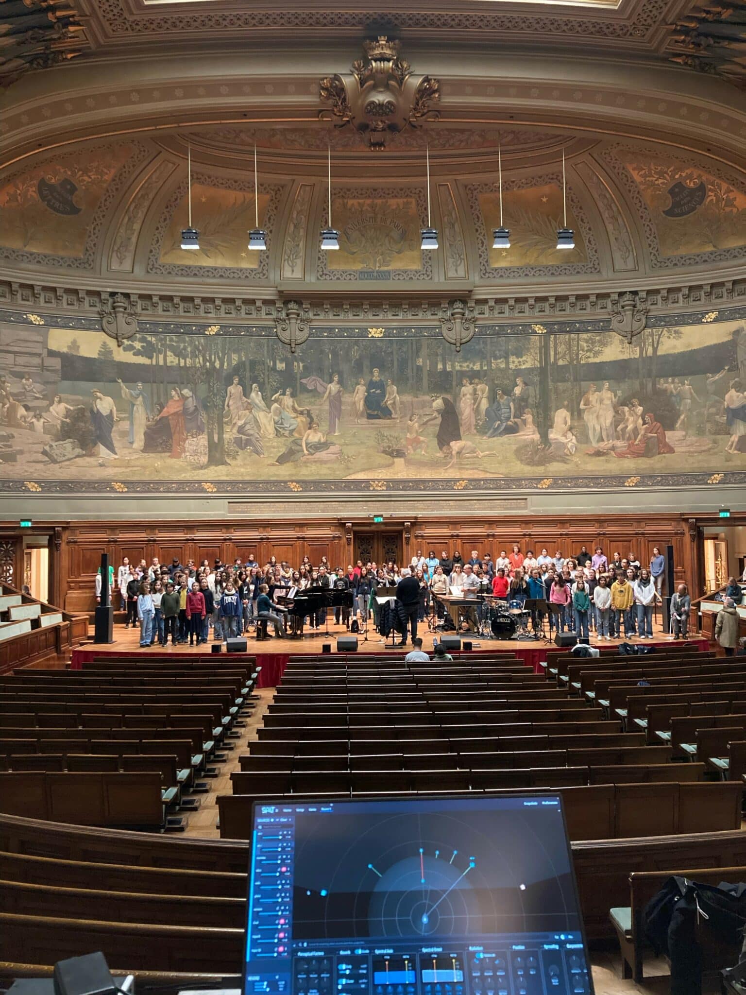 systeme sonorisation professionnel pour concert alice swing a la sorbonne enceintes id84 et ids312 nexo gamme id distributeur espace concept
