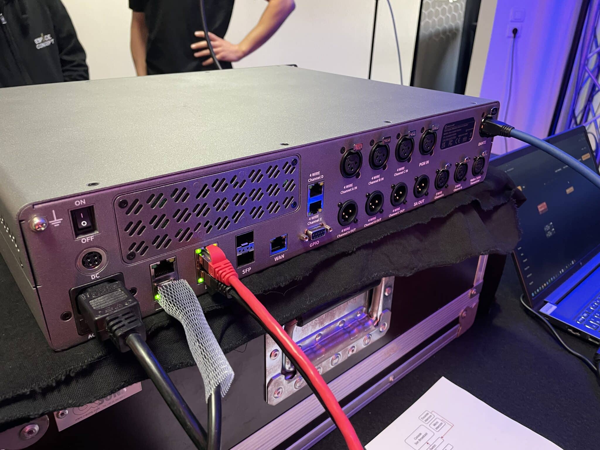 tester les intercoms solidcom h1 Hollyland chez espace concept